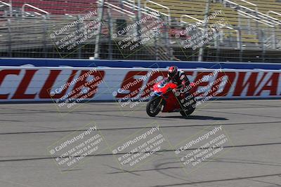 media/Aug-27-2022-Fastrack Riders (Sat) [[c588535105]]/Level 4/Session 1 Start Finish/